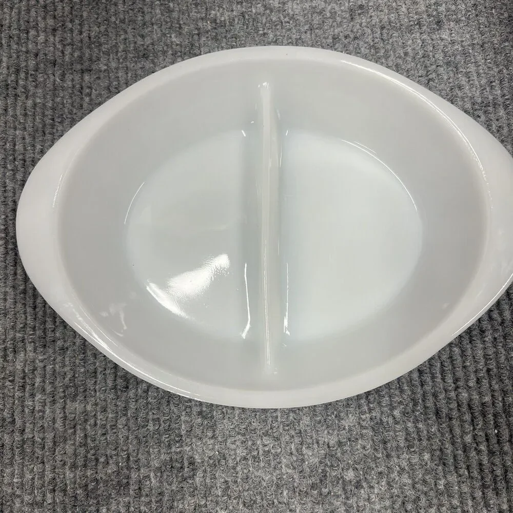 Vintage GLASBAKE Divided Dish Milk Glass Baking Casserole‎ J2352 USA Made 12x9